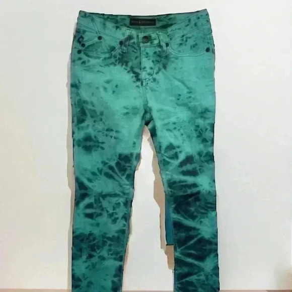 Rock & Republic Size 6 Tie-Dye Skinny Jeans - Teal/Black Wash Tie-dye. #Denim - Picture 6 of 9
